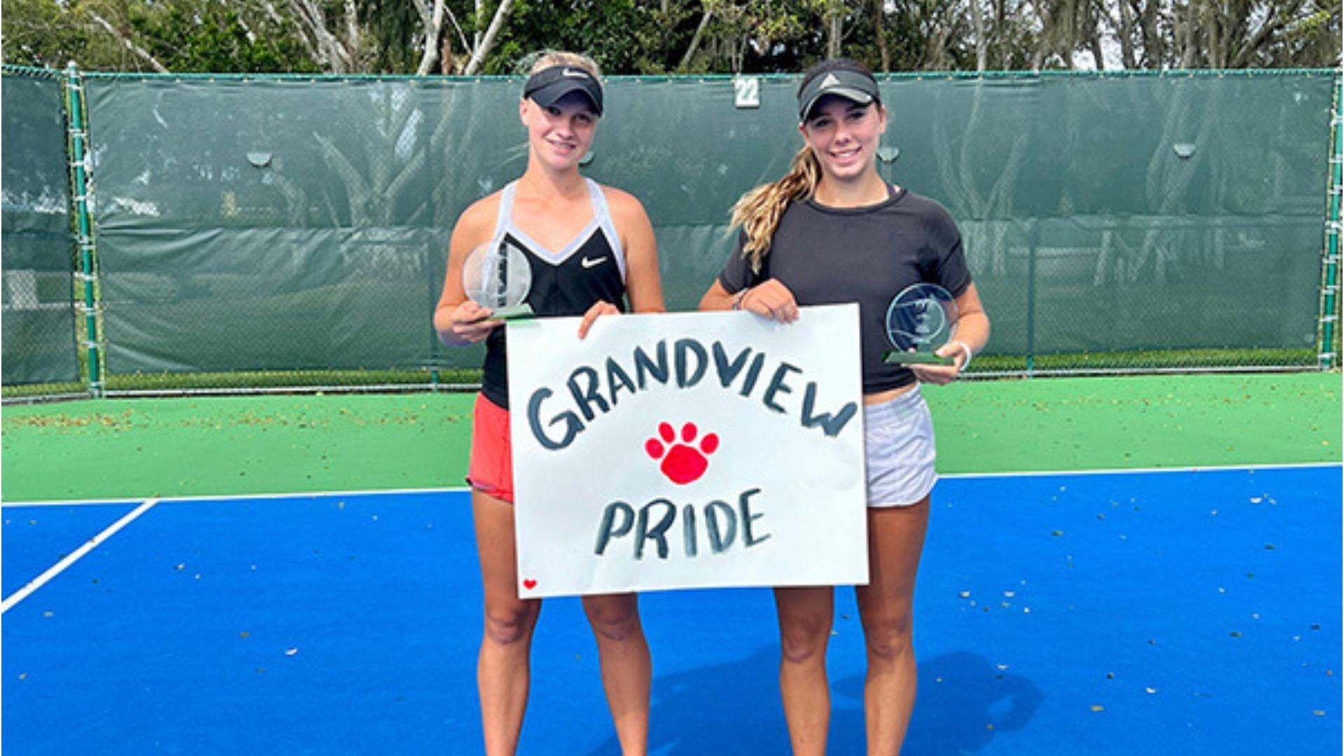 Grandview Students with Grandview Pride Sign